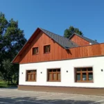 UBYTOVÁNÍ POD LÍPOU